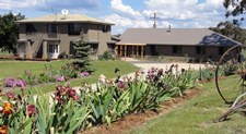 Australia-NSW-Snowy Mountains Lodge Ride